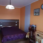 Róża Wiatrów 2 *
